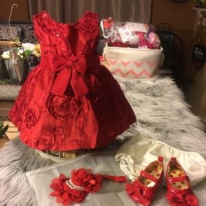 Gorgeous baby girl dress set